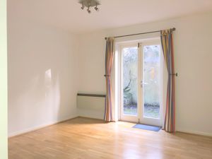 Photo 25- click for photo gallery